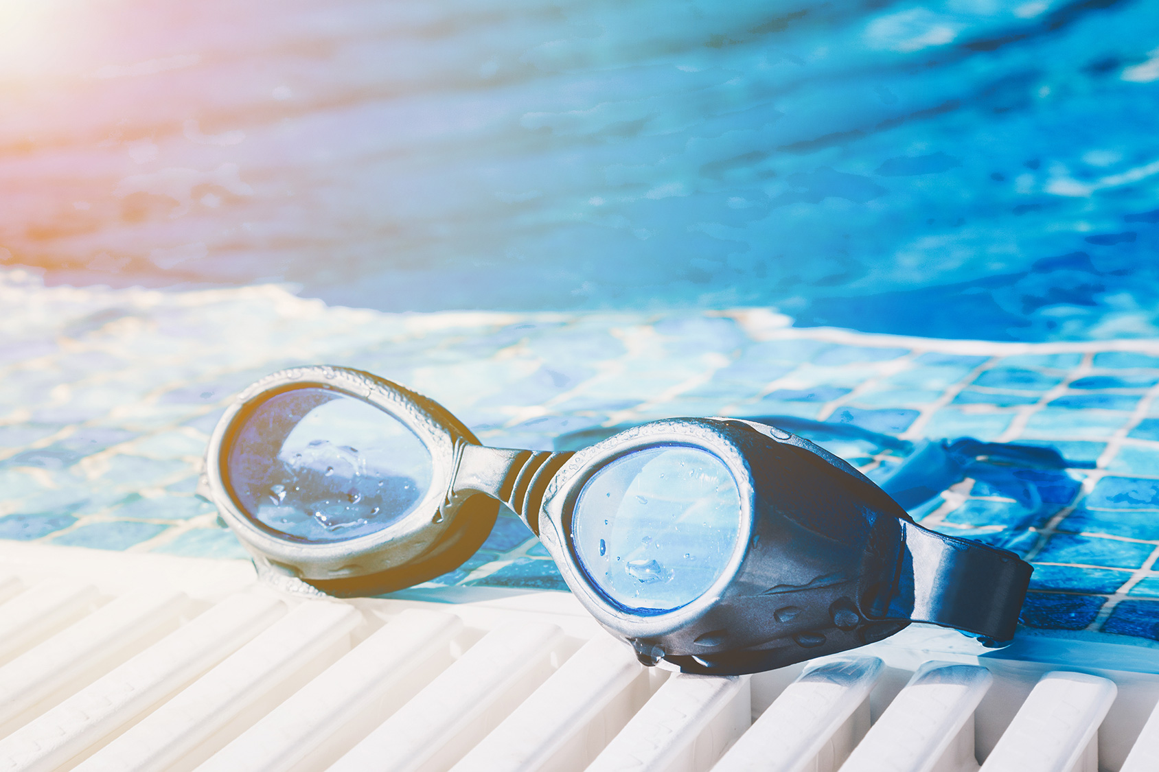 Schwimmbrille Taucherbrille Schwimmen UV-Schutz Wasserdicht Brille Erwachsene DE 