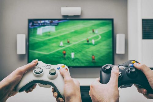 Fußball auf Fernseher zocken