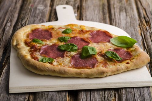 Steinofen Salami Pizza 