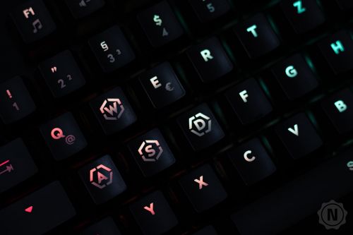 Tastatur mit RGB-Beleuchtung