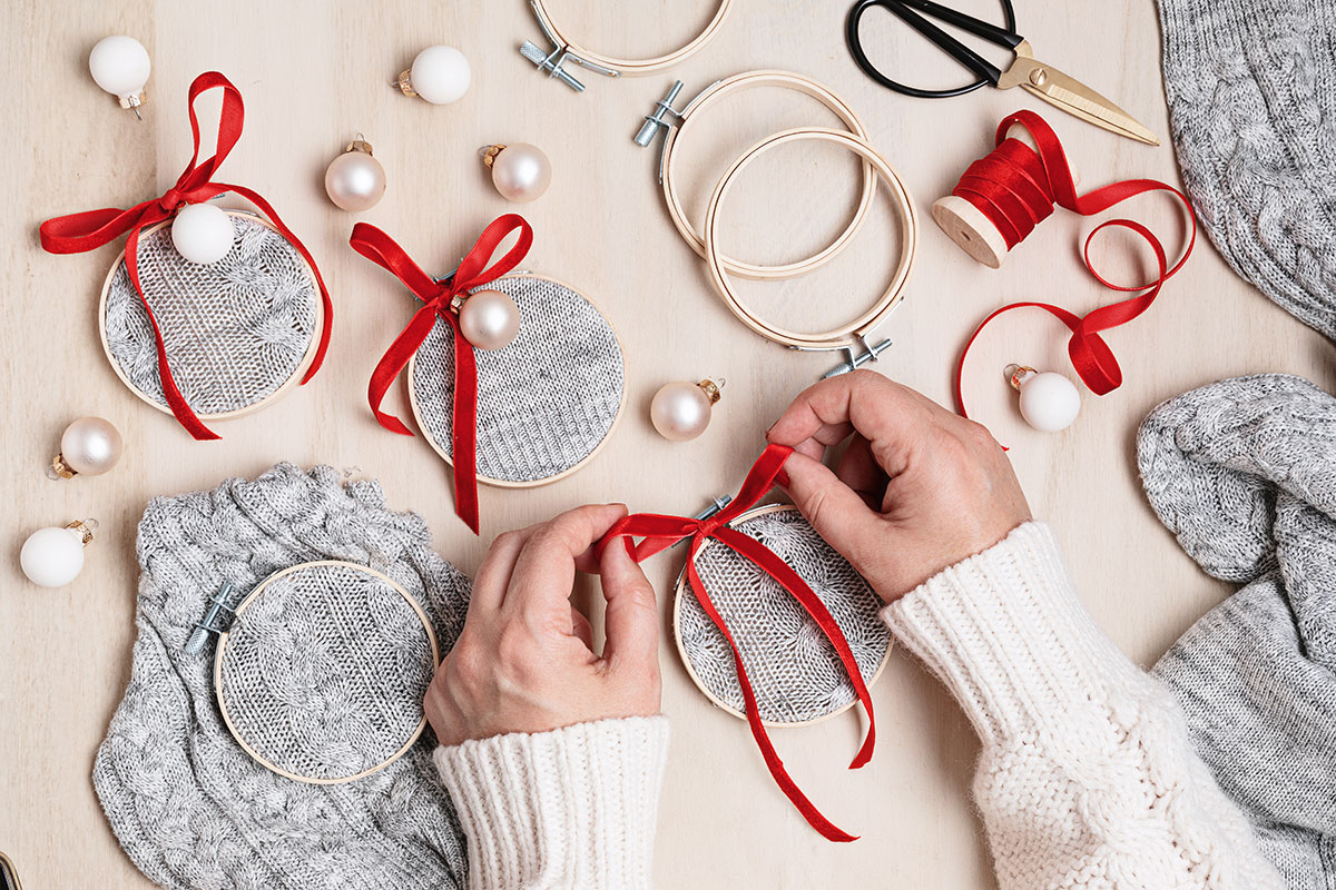 Upcycling-Schmuck für den Christbaum